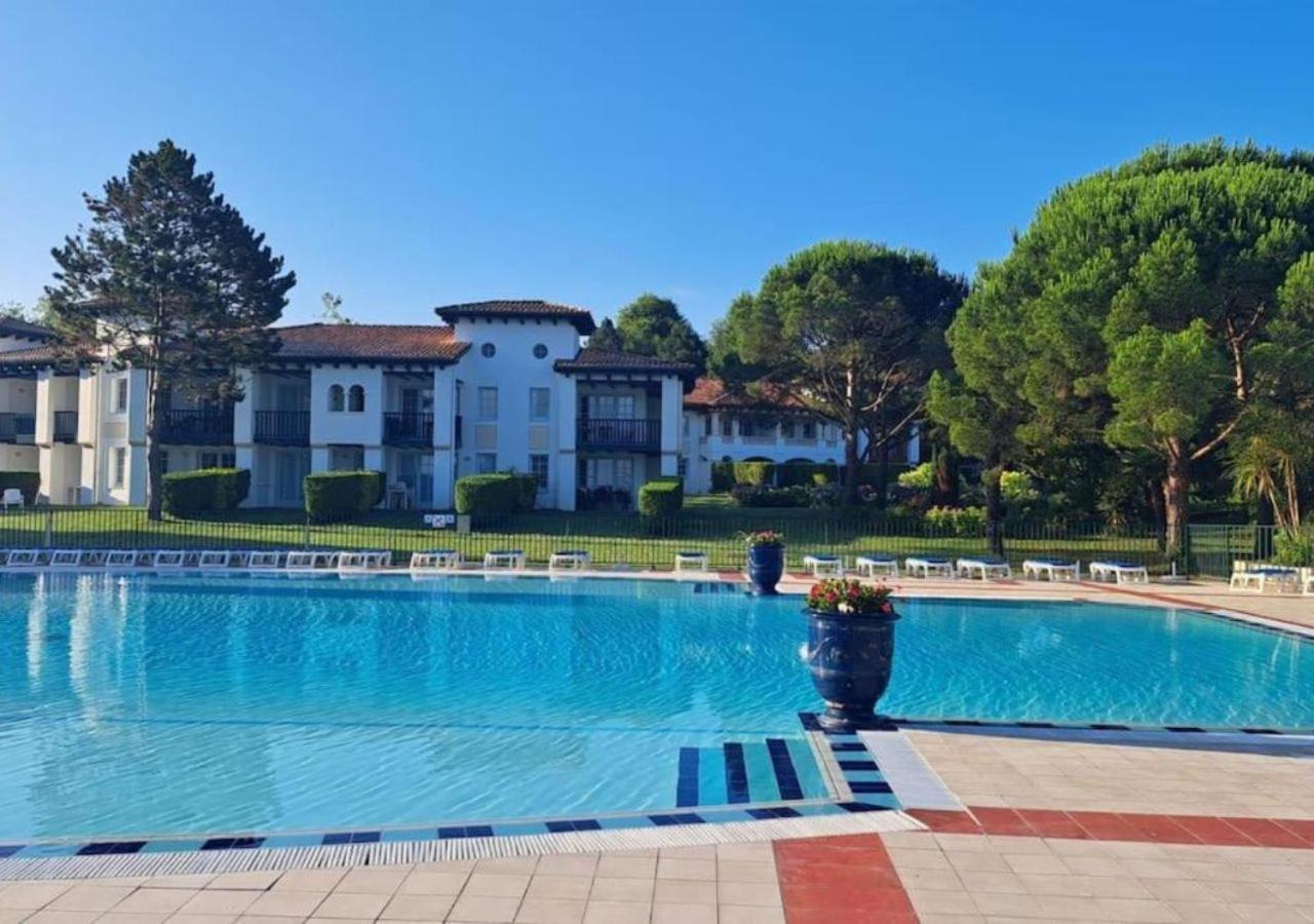 Appartement Atlantic Selection - Domaine De Bordaberry - Terrasse & Superbe Piscine à Urrugne Extérieur photo