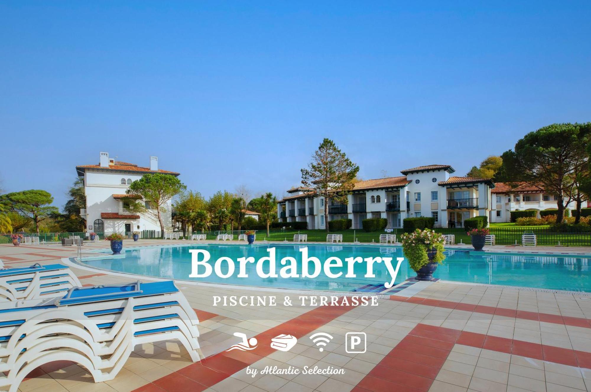 Appartement Atlantic Selection - Domaine De Bordaberry - Terrasse & Superbe Piscine à Urrugne Extérieur photo
